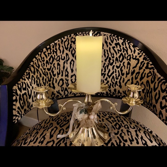 LN BEAUTIFUL BRASS CANDELABRA💕SHINY & POLISHED. NEVER NEED TO POLISH❤️ - Picture 4 of 11